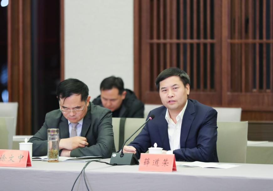 北京異地高考新規(guī)定下的獨(dú)特小巷探秘，遇見(jiàn)一家特色小店
