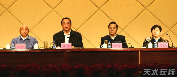 酒鋼馬鴻烈最新動(dòng)態(tài)揭秘，小巷中的隱藏瑰寶