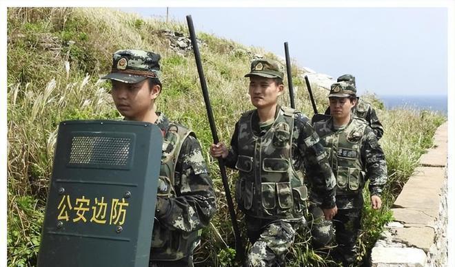六月武警改革最新動(dòng)態(tài)，科技重塑力量，前沿革新體驗(yàn)生活