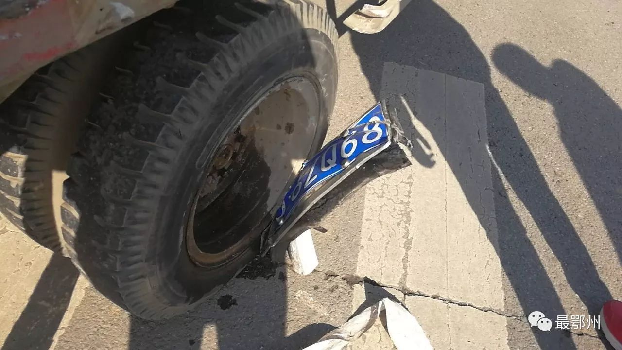 鄂州車禍最新消息及巷弄深處的獨特風(fēng)味揭秘